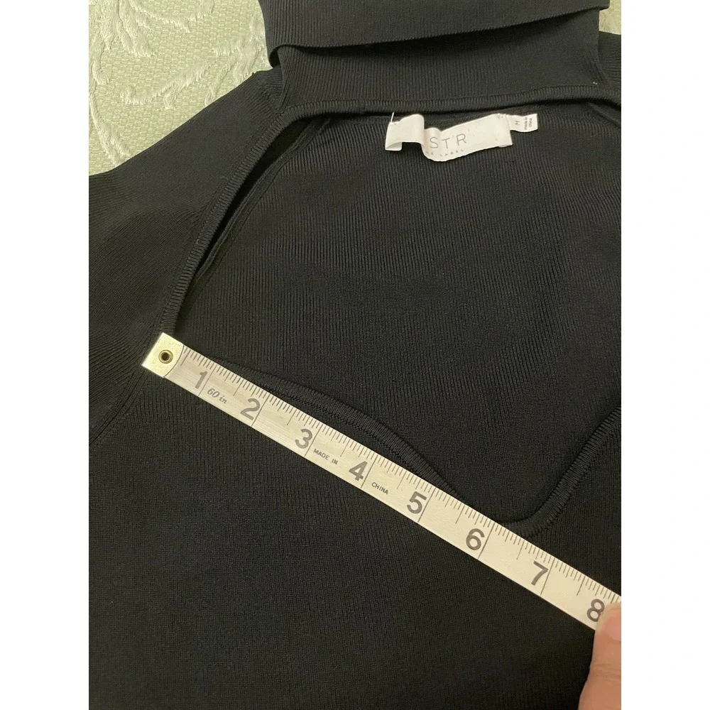 ASTR The Label Sweater Womens Medium Black Cutout Turtleneck Long Sleeve AT17392 - Picture 14 of 16